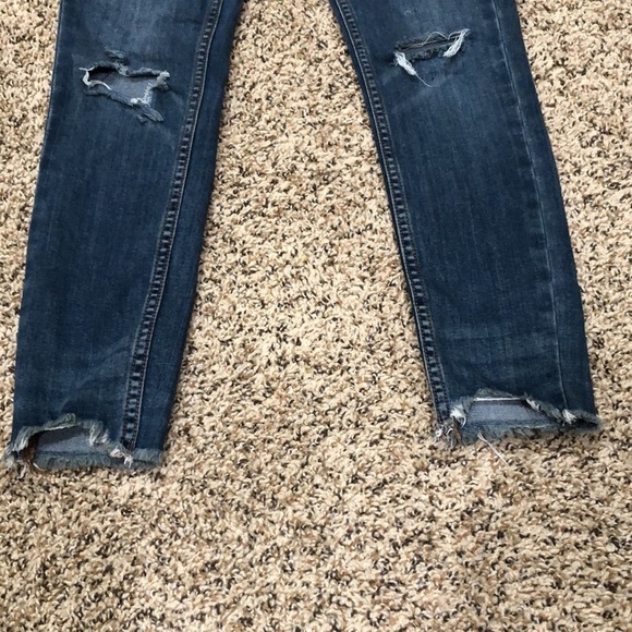 Free People Jeans Size 24 Low Rise Skinny Distressed Raw Hem Dark Blue - Picture 4 of 11